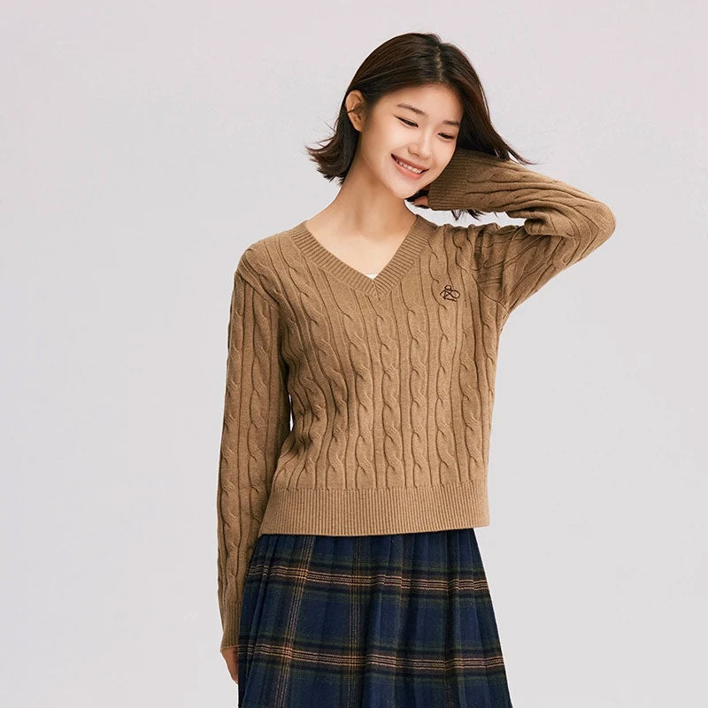Retro Twisted Embroidered V-Neck Sweater